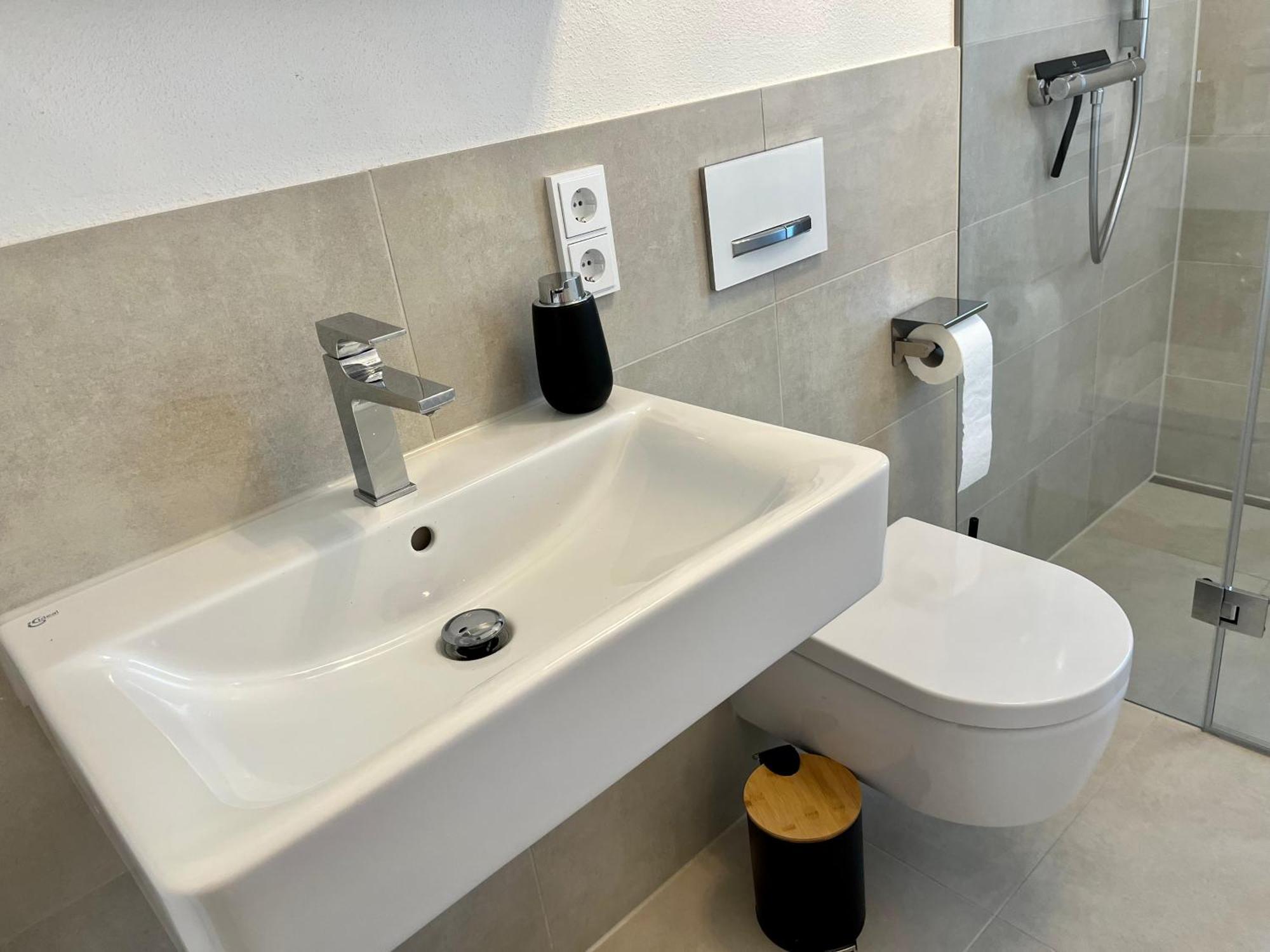 Uniqe I 90Qm I Terrasse Apartman Rosenheim Kültér fotó